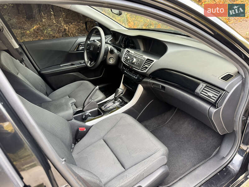 Седан Honda Accord 2017 в Нетішині