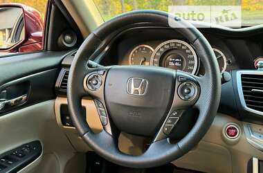 Седан Honda Accord 2013 в Києві