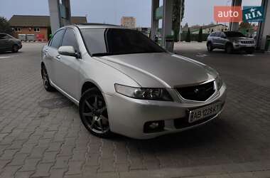 Седан Honda Accord 2004 в Виннице