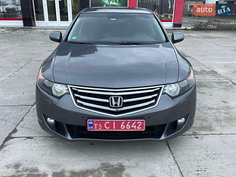 Седан Honda Accord 2009 в Львові