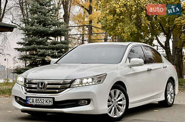 Седан Honda Accord 2014 в Києві