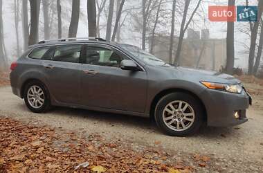 Универсал Honda Accord 2011 в 