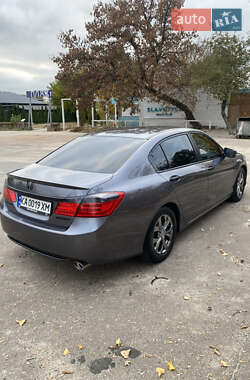 Седан Honda Accord 2013 в Киеве