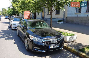 Седан Honda Accord 2014 в Києві