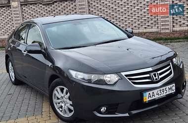 Седан Honda Accord 2012 в Виннице