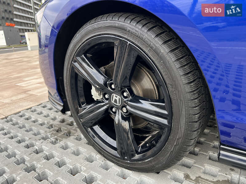 Седан Honda Accord 2023 в Києві