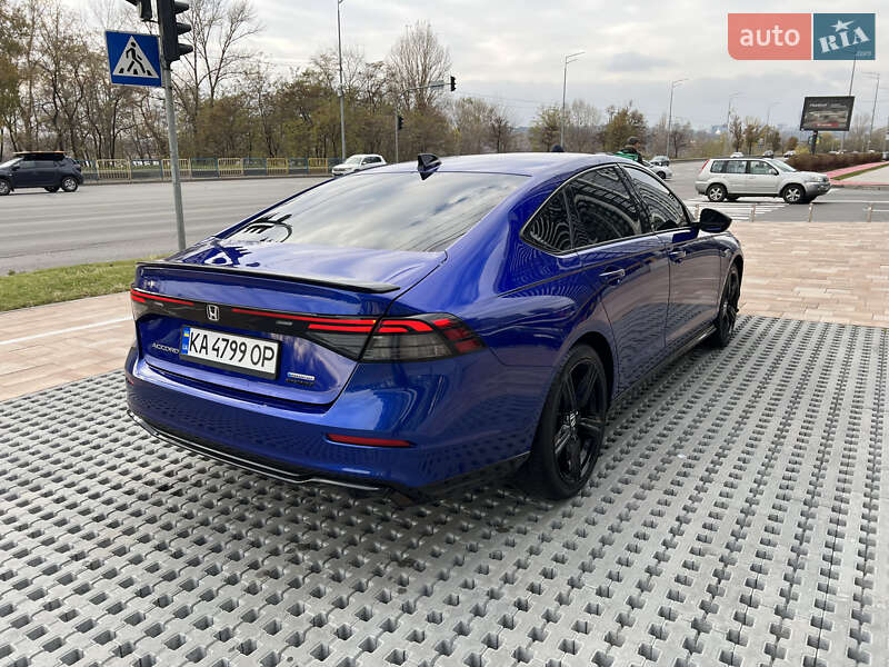 Седан Honda Accord 2023 в Києві