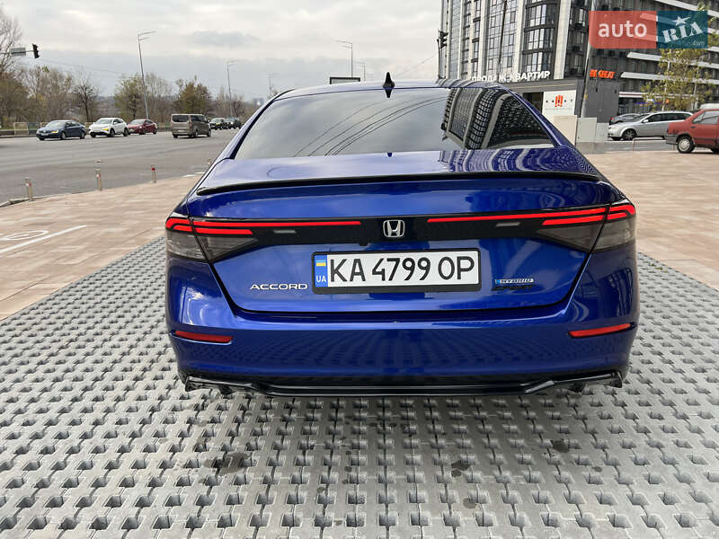 Седан Honda Accord 2023 в Києві