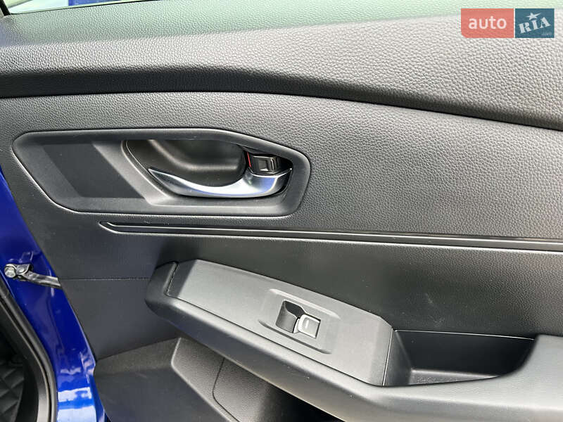 Седан Honda Accord 2023 в Києві