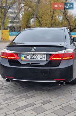 Седан Honda Accord 2013 в Дніпрі