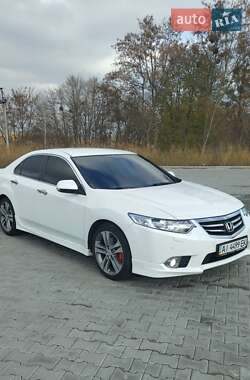 Седан Honda Accord 2012 в Полтаве