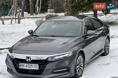 Седан Honda Accord 2018 в Ровно