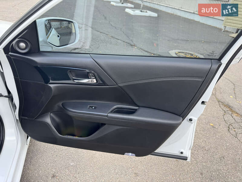 Седан Honda Accord 2013 в Полтаві