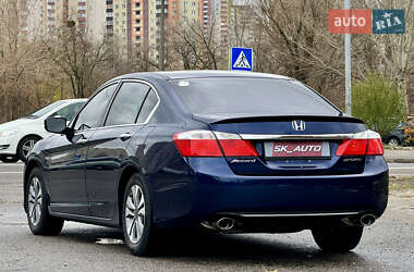 Седан Honda Accord 2014 в Киеве