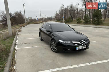 Седан Honda Accord 2006 в Синельниково