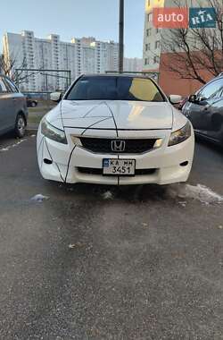 Купе Honda Accord 2010 в Киеве