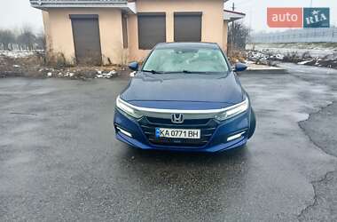 Седан Honda Accord 2018 в Киеве