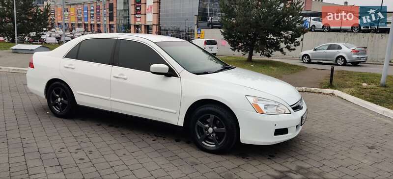 Седан Honda Accord 2006 в Львове
