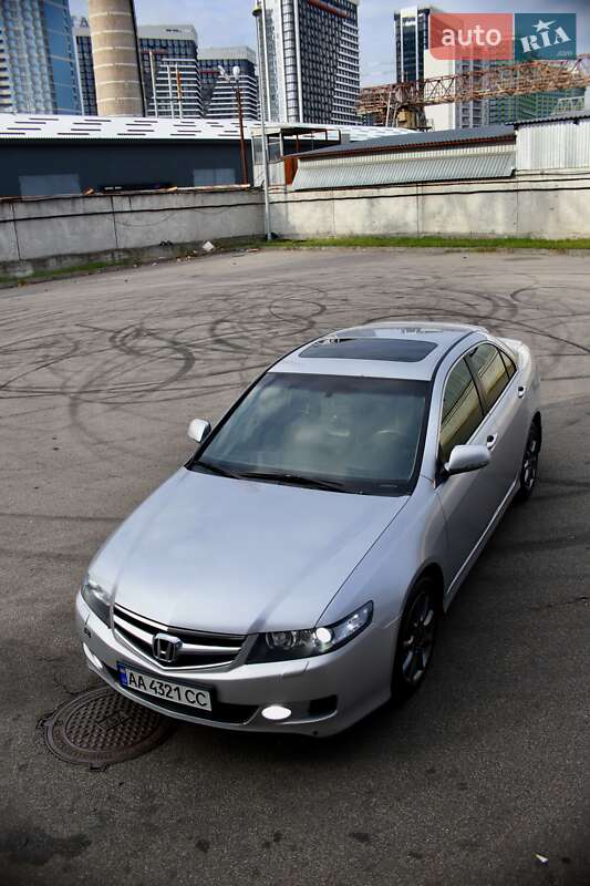 Седан Honda Accord 2006 в Києві