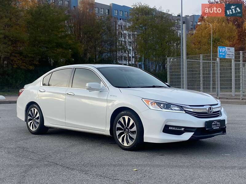 Седан Honda Accord 2017 в Львові