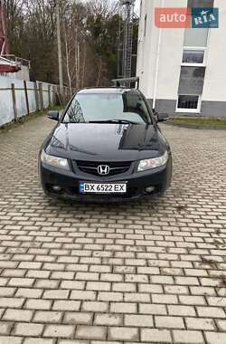 Седан Honda Accord 2005 в Сатанові