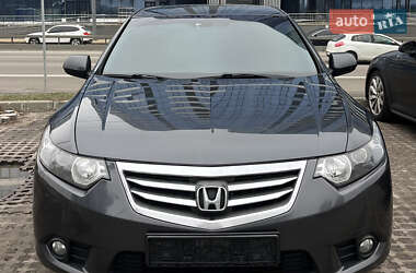 Honda Accord 2011