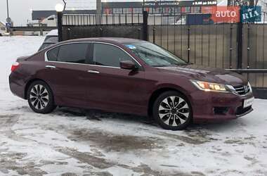 Седан Honda Accord 2015 в Києві