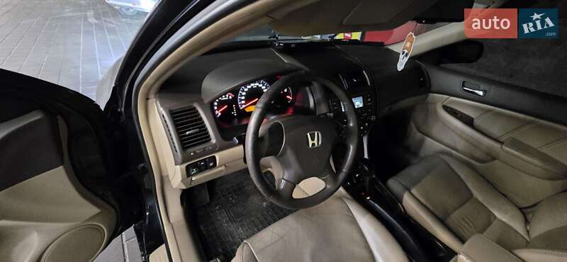 Седан Honda Accord 2006 в Киеве