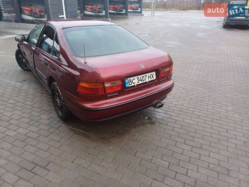 Седан Honda Accord 1995 в Львові