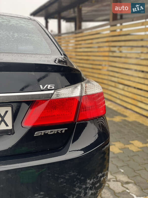 Седан Honda Accord 2015 в Ивано-Франковске