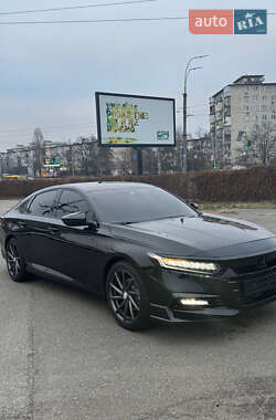 Седан Honda Accord 2019 в Києві