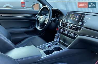 Седан Honda Accord 2018 в Хмельницком