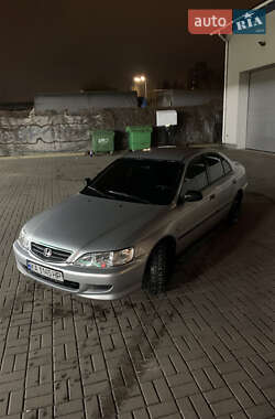 Седан Honda Accord 2001 в 