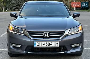 Седан Honda Accord 2013 в Одессе