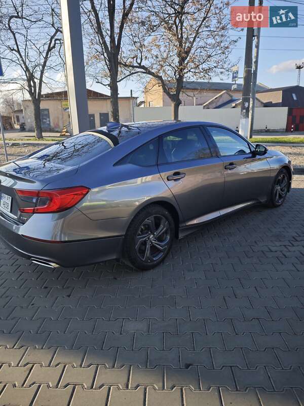 Седан Honda Accord 2017 в Одессе