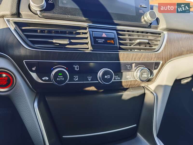 Седан Honda Accord 2017 в Одессе