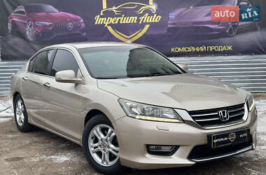 Седан Honda Accord 2013 в Чернігові