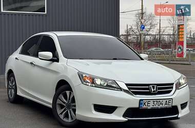 Седан Honda Accord 2014 в Днепре