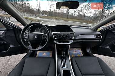 Седан Honda Accord 2014 в Киеве