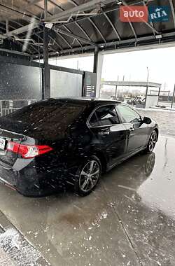 Honda Accord 2011