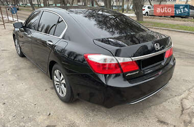 Седан Honda Accord 2015 в Чайках