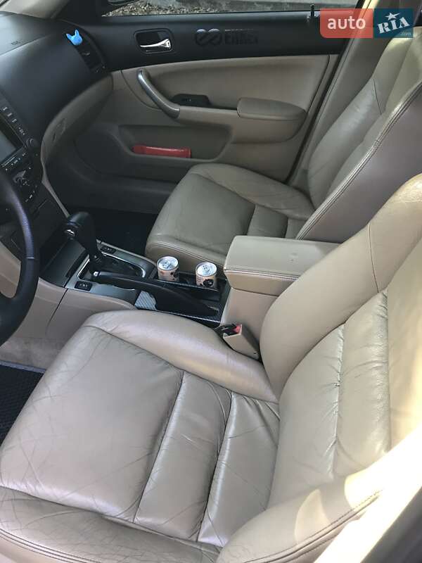 Седан Honda Accord 2005 в Першотравенську