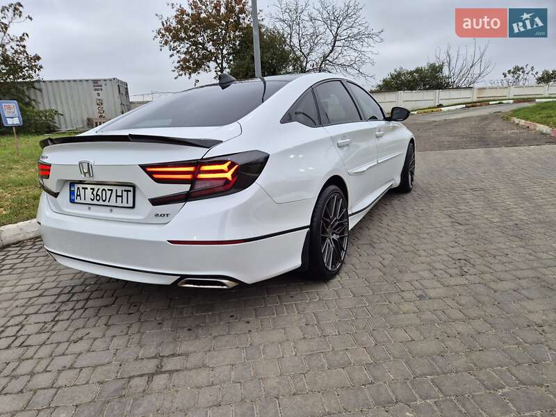 Седан Honda Accord 2018 в Одессе