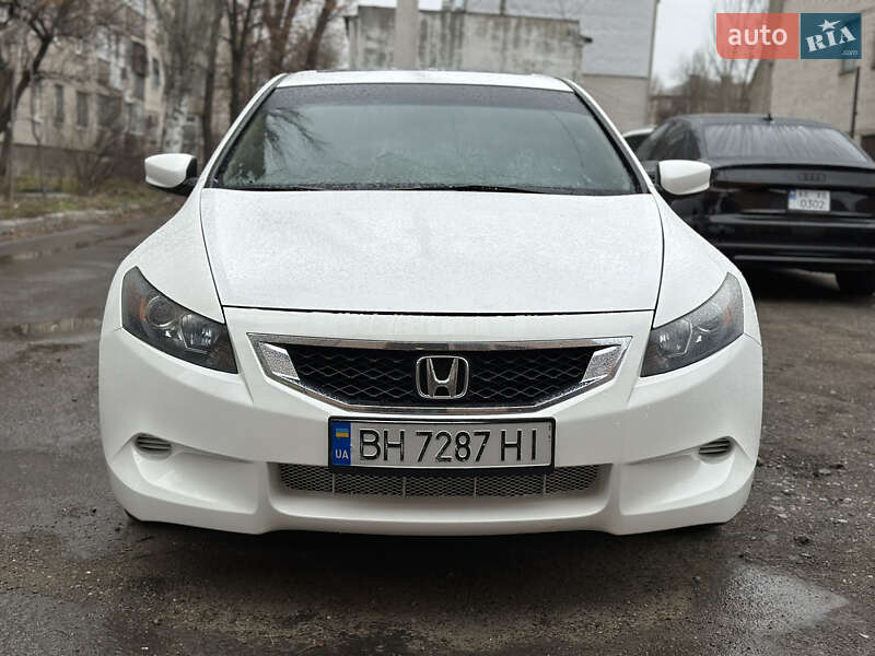 Купе Honda Accord 2008 в Днепре