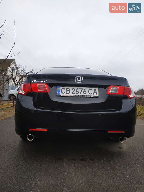 Седан Honda Accord 2010 в Варве