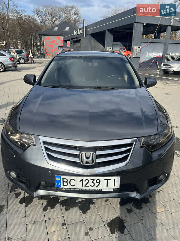 Универсал Honda Accord 2011 в Бориславе