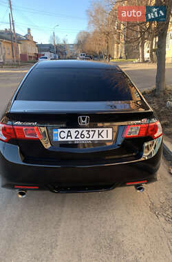 Седан Honda Accord 2010 в Умани