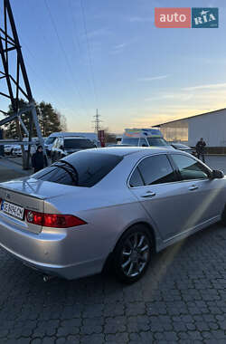 Седан Honda Accord 2008 в Чернівцях