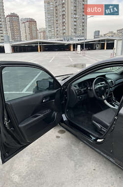 Седан Honda Accord 2016 в 