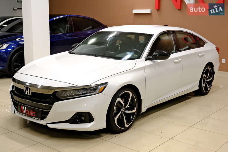 Седан Honda Accord 2023 в Одессе